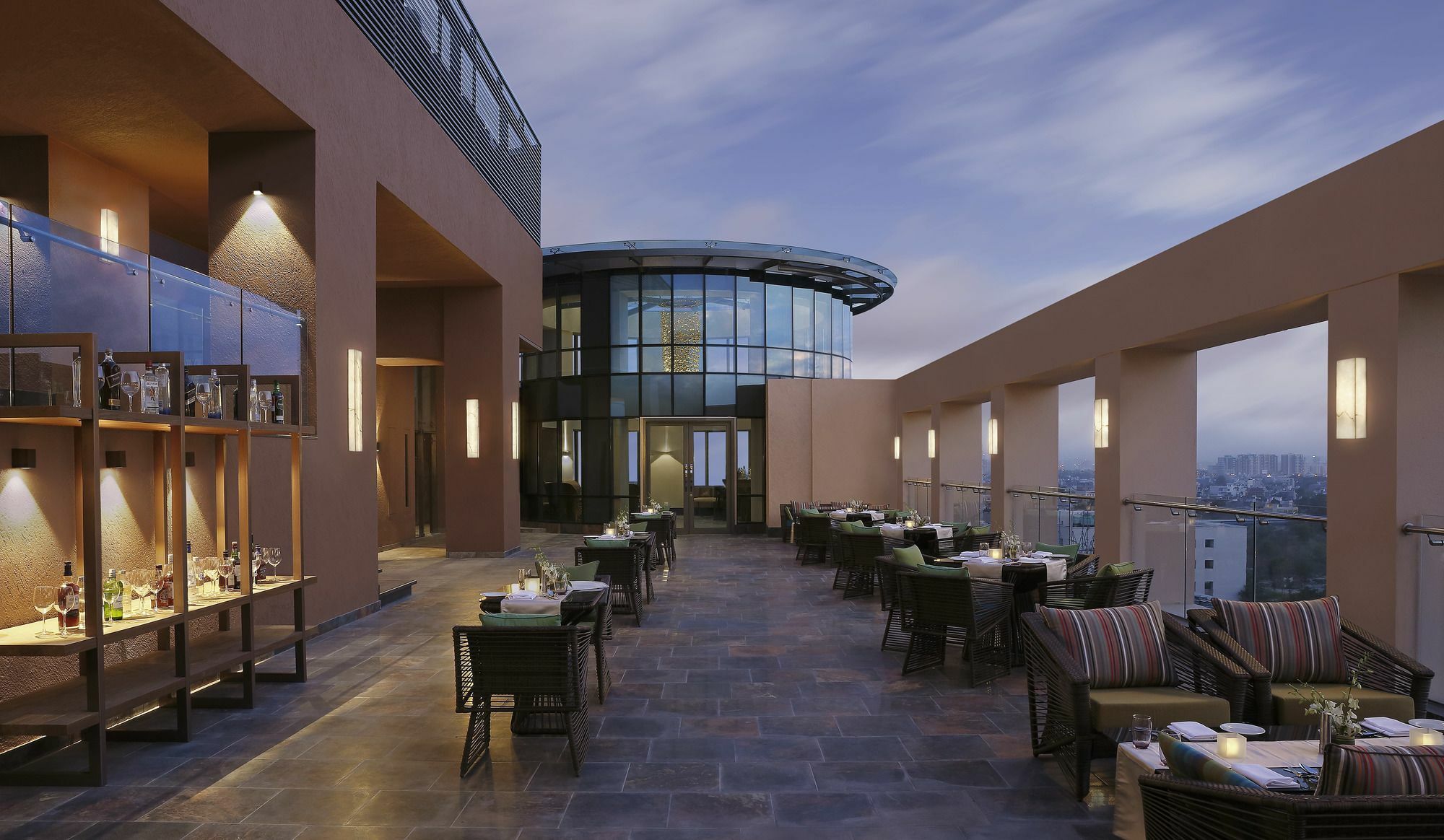 Novotel Lucknow Gomti Nagar Eksteriør bilde