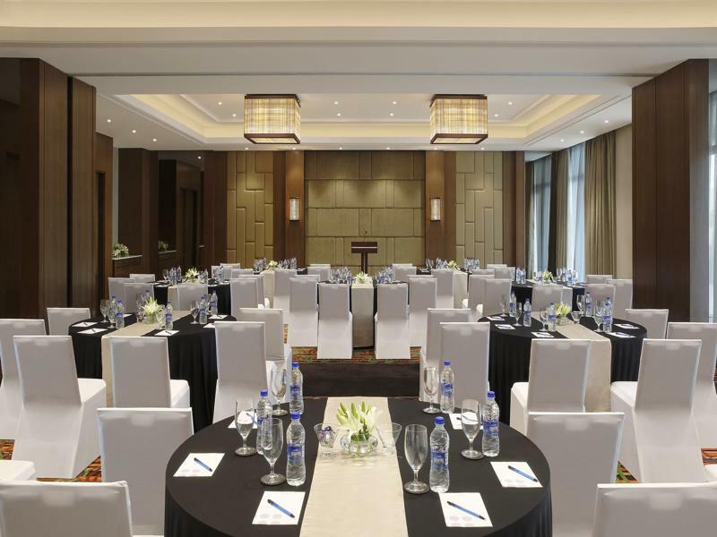 Novotel Lucknow Gomti Nagar Eksteriør bilde